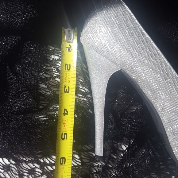 SHI silver 5" HEELS - Picture 6 of 6